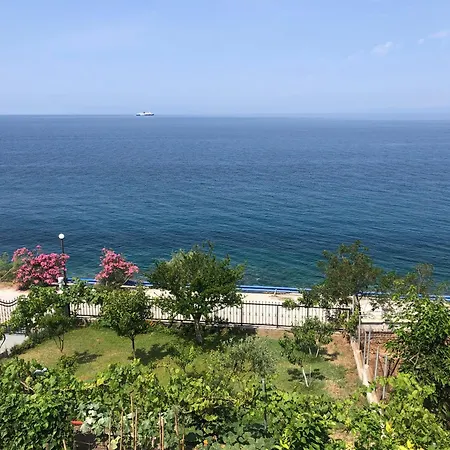 Mandola דירה Skála Marión