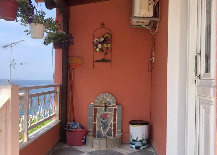 Mandola * Skála Marión